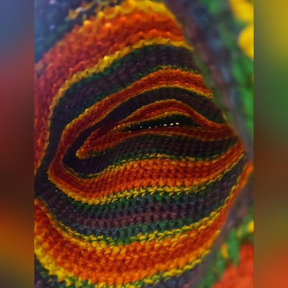 Fresh Off The Hook crochet tote - Picture 4 of 5